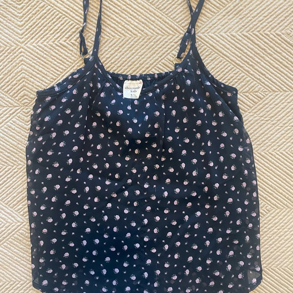 Abercrombie Kids Shirts Sweatshirts Tank Assorted Girls 9/10 and 11/12 Used - Picture 5 of 16